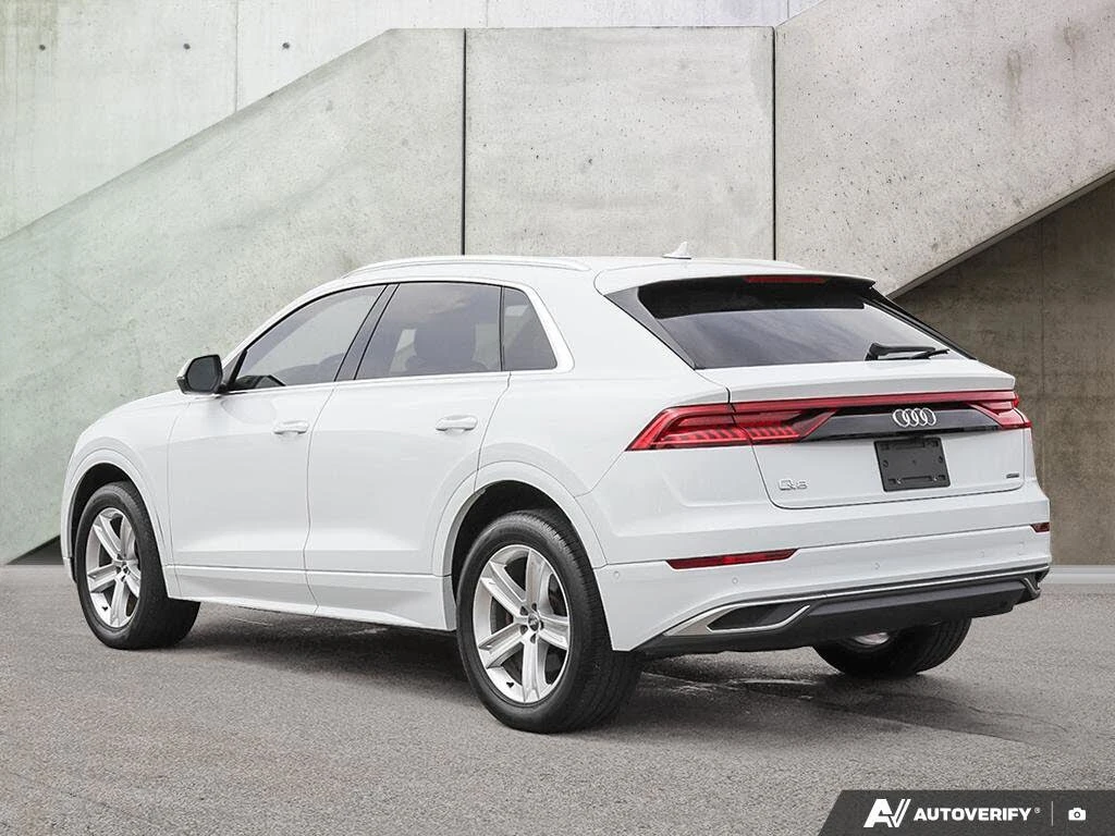 Audi Q8 3.0 55TFSI Quattro, снимка 2 - Автомобили и джипове - 55899681