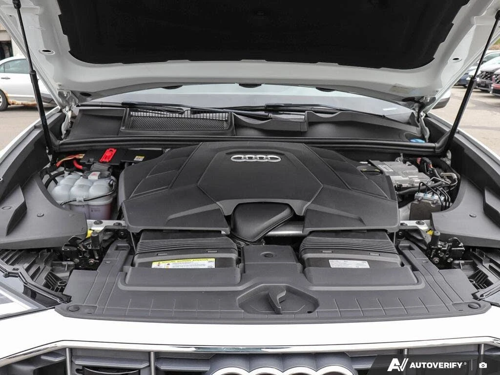 Audi Q8 3.0 55TFSI Quattro, снимка 7 - Автомобили и джипове - 55899681