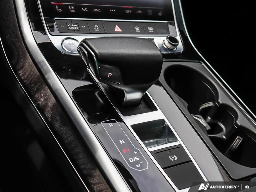 Audi Q8 3.0 55TFSI Quattro, снимка 12 - Автомобили и джипове - 55899681
