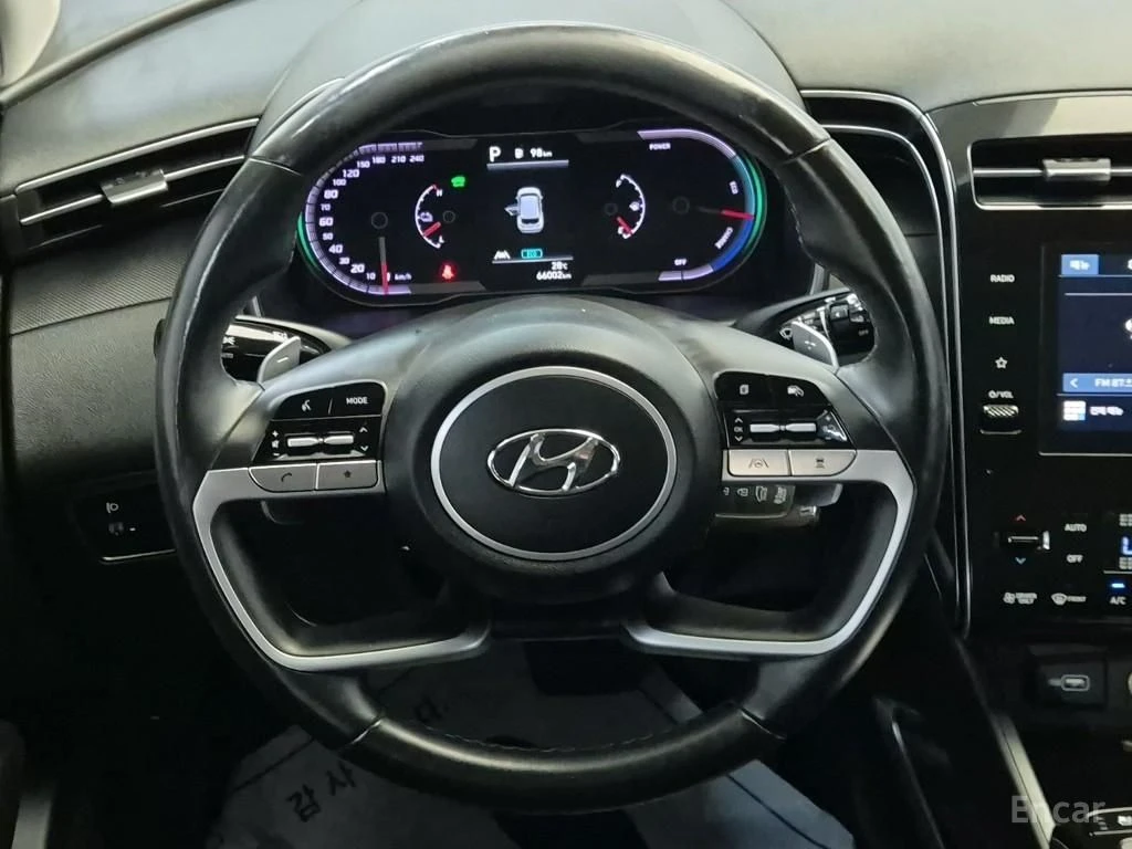 Hyundai Tucson ПОДГРЕВ* ОБДУХВАНЕ* КАМЕРА* LANE* ASSIST, снимка 6 - Автомобили и джипове - 56080951