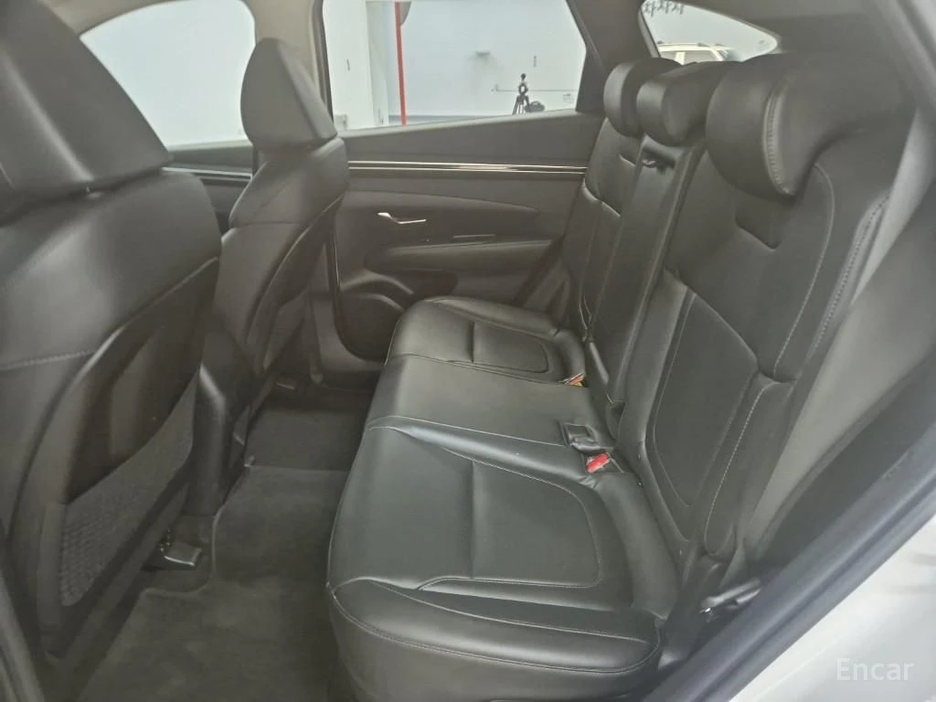 Hyundai Tucson ПОДГРЕВ* ОБДУХВАНЕ* КАМЕРА* LANE* ASSIST, снимка 13 - Автомобили и джипове - 56080951