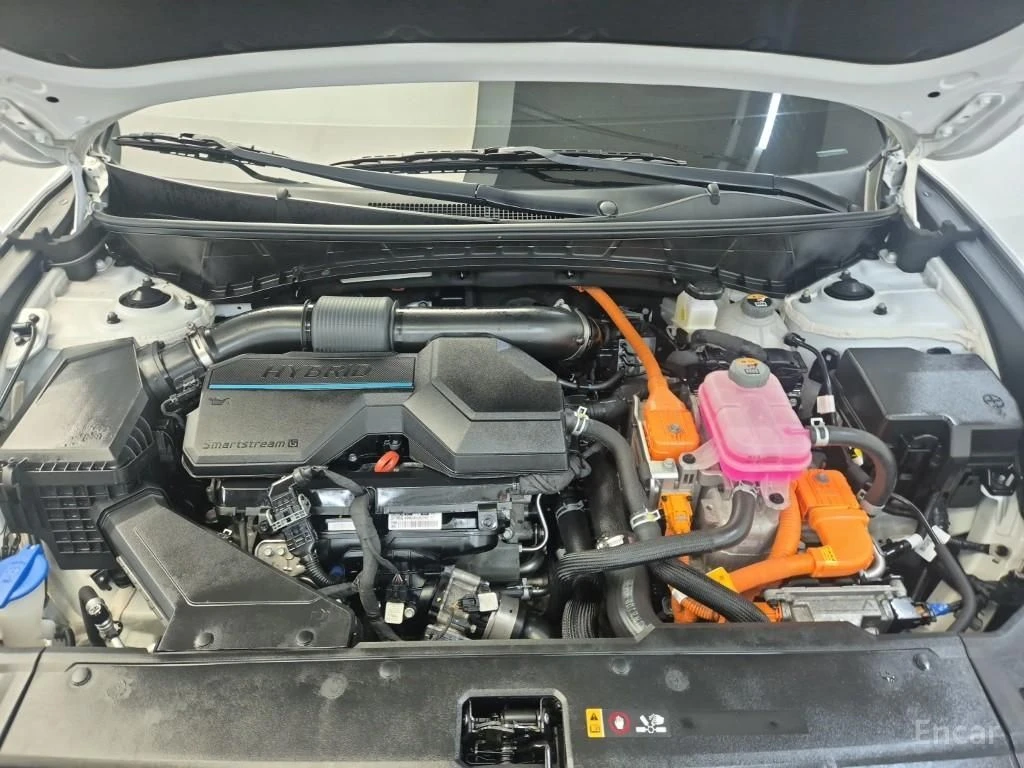 Hyundai Tucson ПОДГРЕВ* ОБДУХВАНЕ* КАМЕРА* LANE* ASSIST, снимка 15 - Автомобили и джипове - 56080951