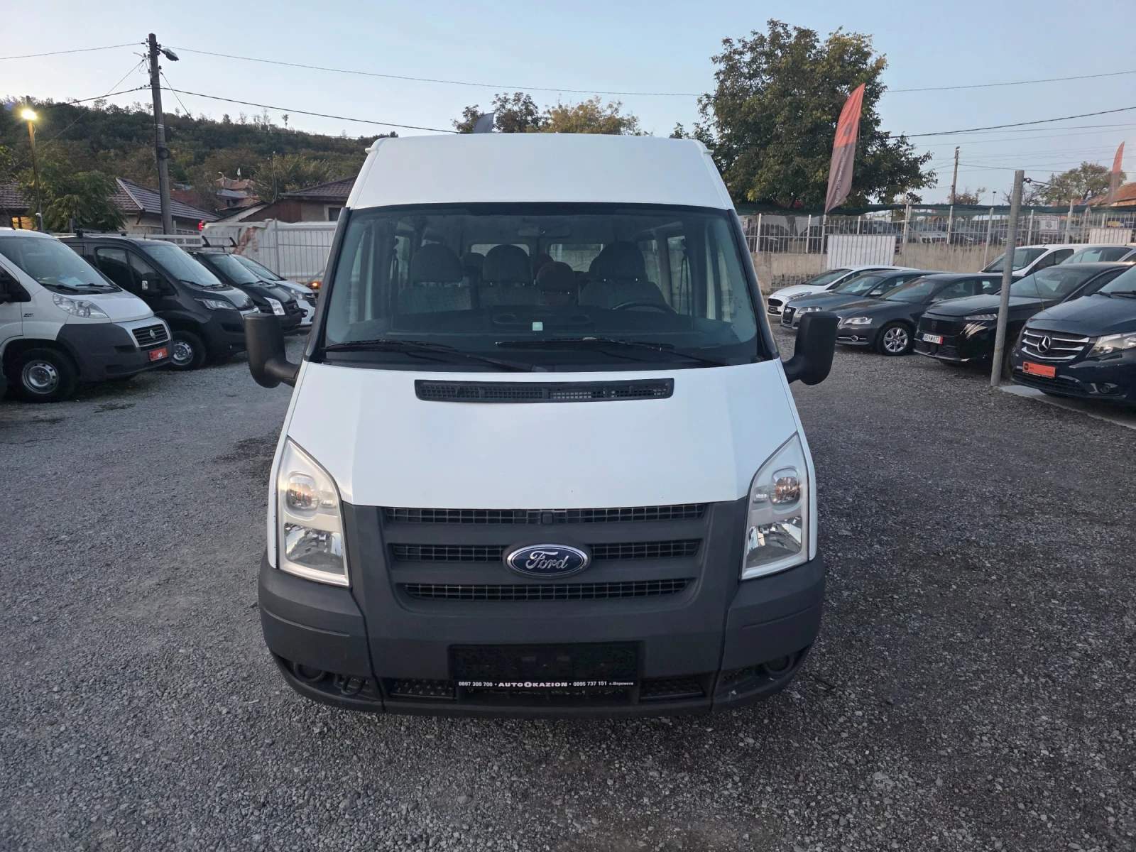 Ford Transit 2.2tdci Евро5 8+ 1 Дълга база, снимка 2 - Бусове и автобуси - 56367235