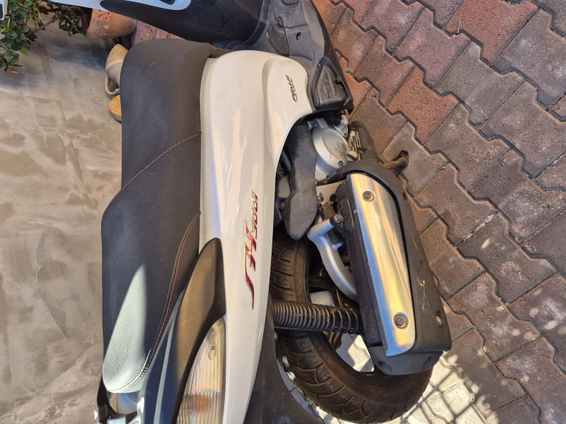 Honda Sh Sport, снимка 8 - Мотоциклети и мототехника - 52537682