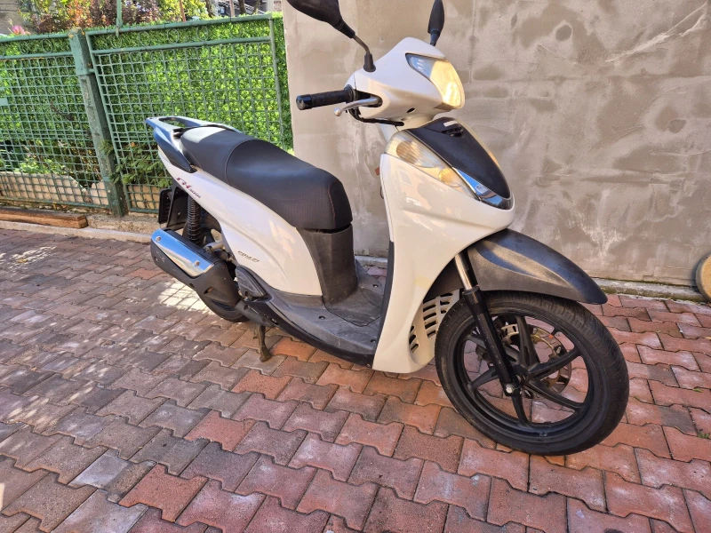 Honda Sh Sport, снимка 2 - Мотоциклети и мототехника - 52537682