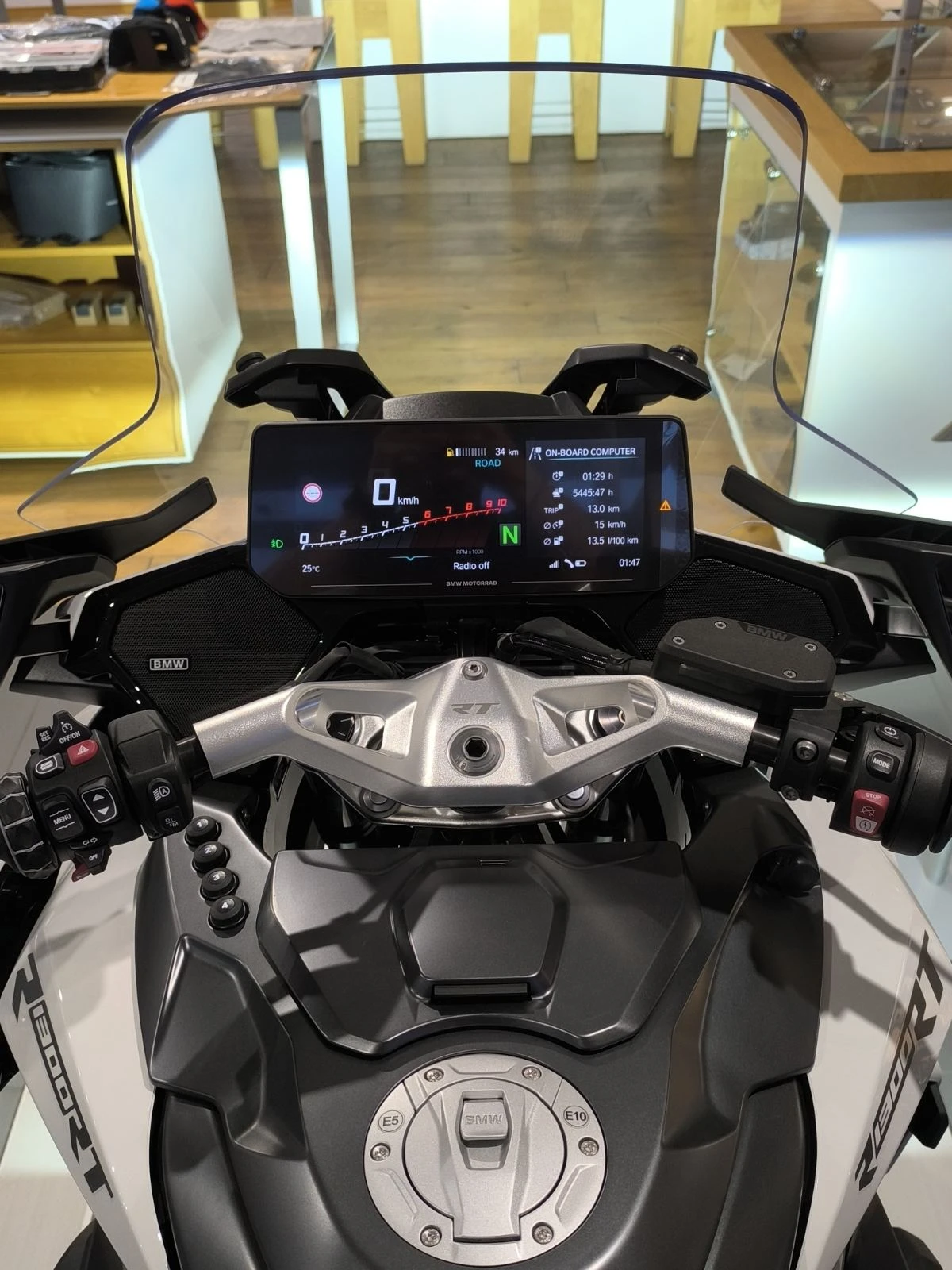 BMW R 1300RT - изображение 4