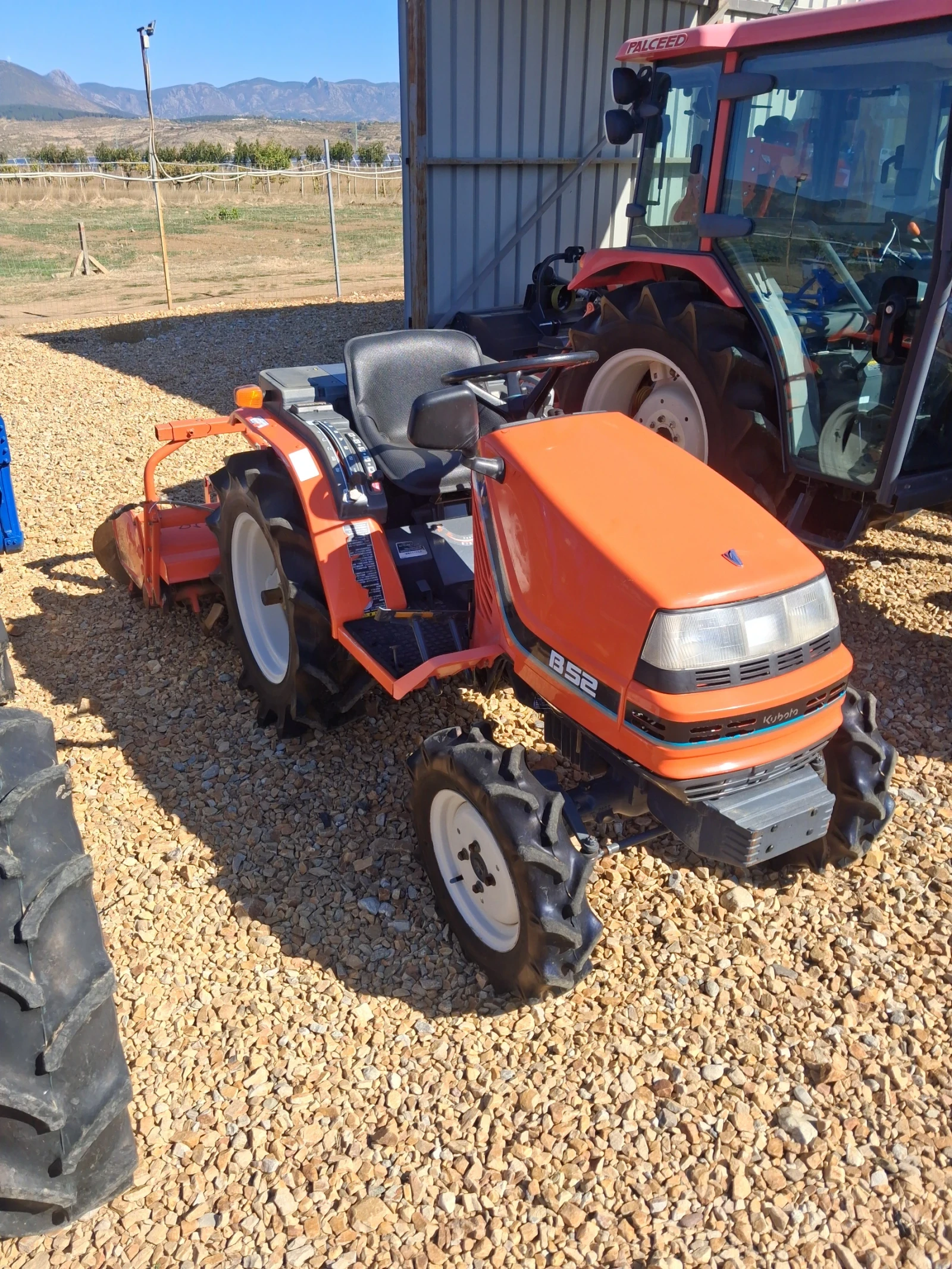 Трактор Kubota Скайтрак , снимка 2 - Селскостопанска техника - 56356550