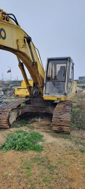 Багер Kobelco SK210, снимка 1