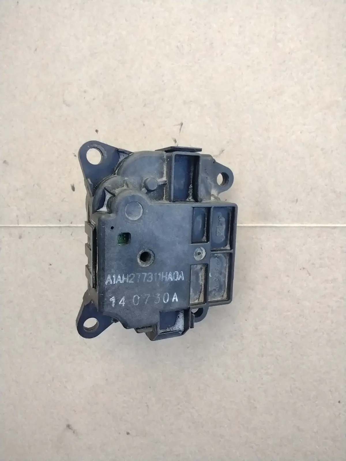 A1AH277311HA0A      NISSAN MICRA K13  140730A | Mobile.bg   1