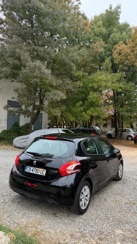 ����� �� �������� �� Peugeot 208