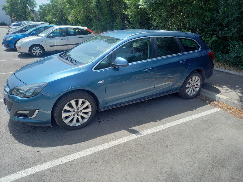 Opel Astra, снимка 8 - Автомобили и джипове - 46335547
