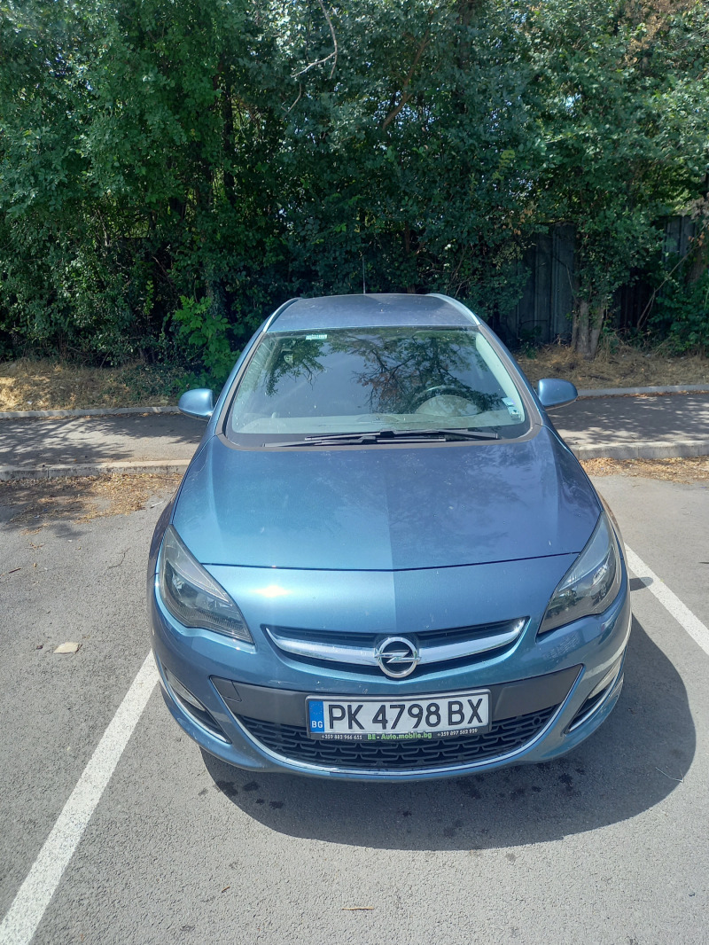 Opel Astra, снимка 1 - Автомобили и джипове - 46335547
