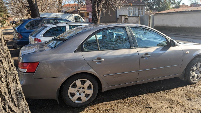 Hyundai Sonata NF, снимка 3 - Автомобили и джипове - 48283990