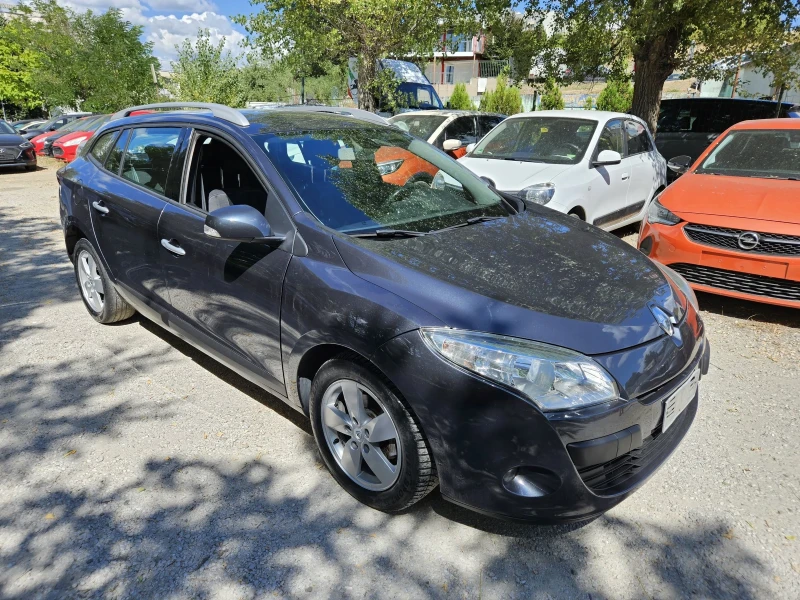 Renault Megane 1.5 dci, снимка 2 - Автомобили и джипове - 51264117