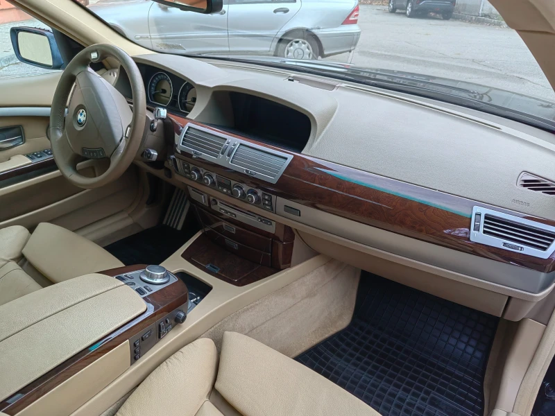 BMW 740 Фейс Дистроник Печка Блутут Теглич, снимка 13 - Автомобили и джипове - 52499393