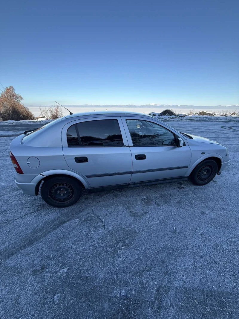 Opel Astra, снимка 17 - Автомобили и джипове - 52514799