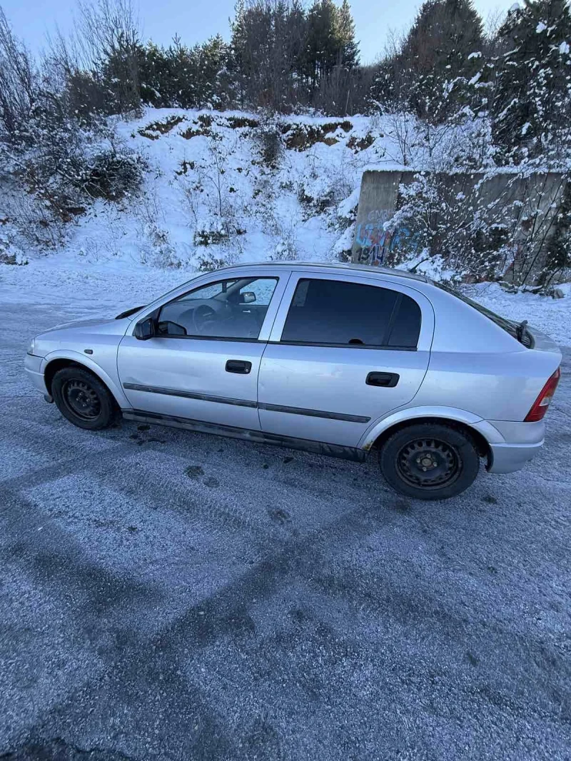 Opel Astra, снимка 13 - Автомобили и джипове - 52514799