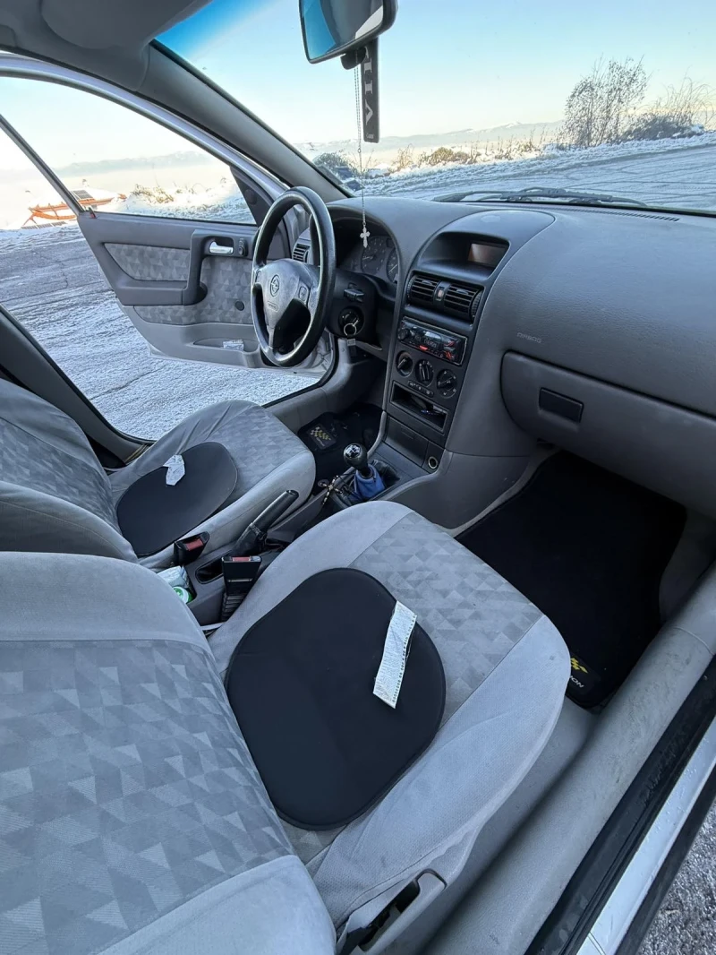 Opel Astra, снимка 11 - Автомобили и джипове - 52514799