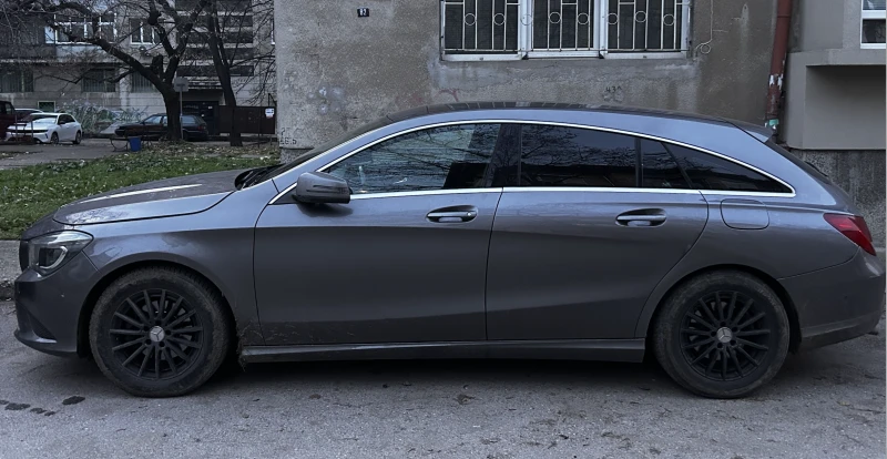 Mercedes-Benz CLA 220, снимка 4 - Автомобили и джипове - 52628750