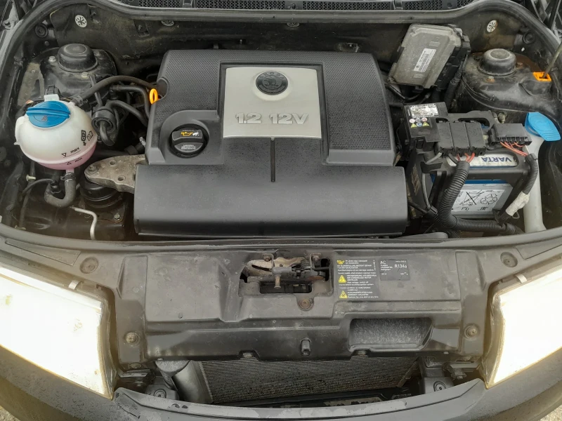 Skoda Fabia 1.2 70 PS, снимка 15 - Автомобили и джипове - 52682899
