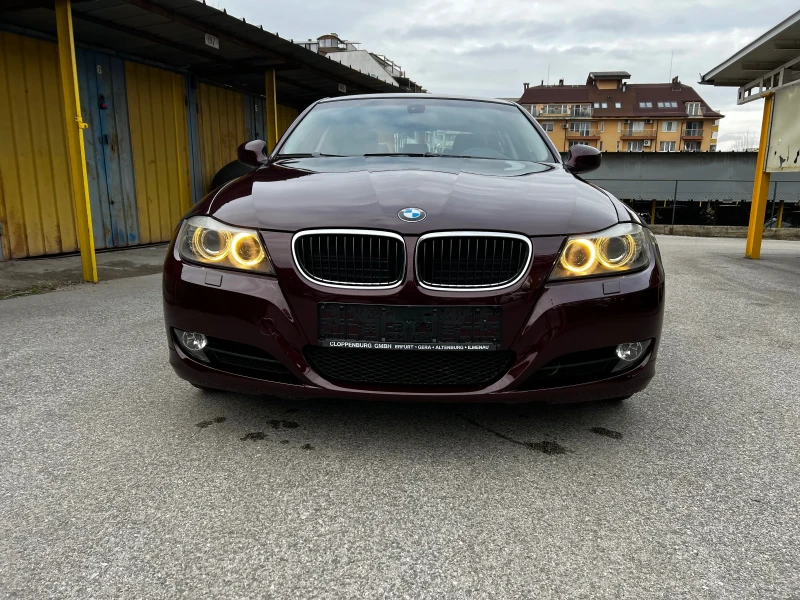 BMW 318 бензин 2009 , снимка 4 - Автомобили и джипове - 53438639