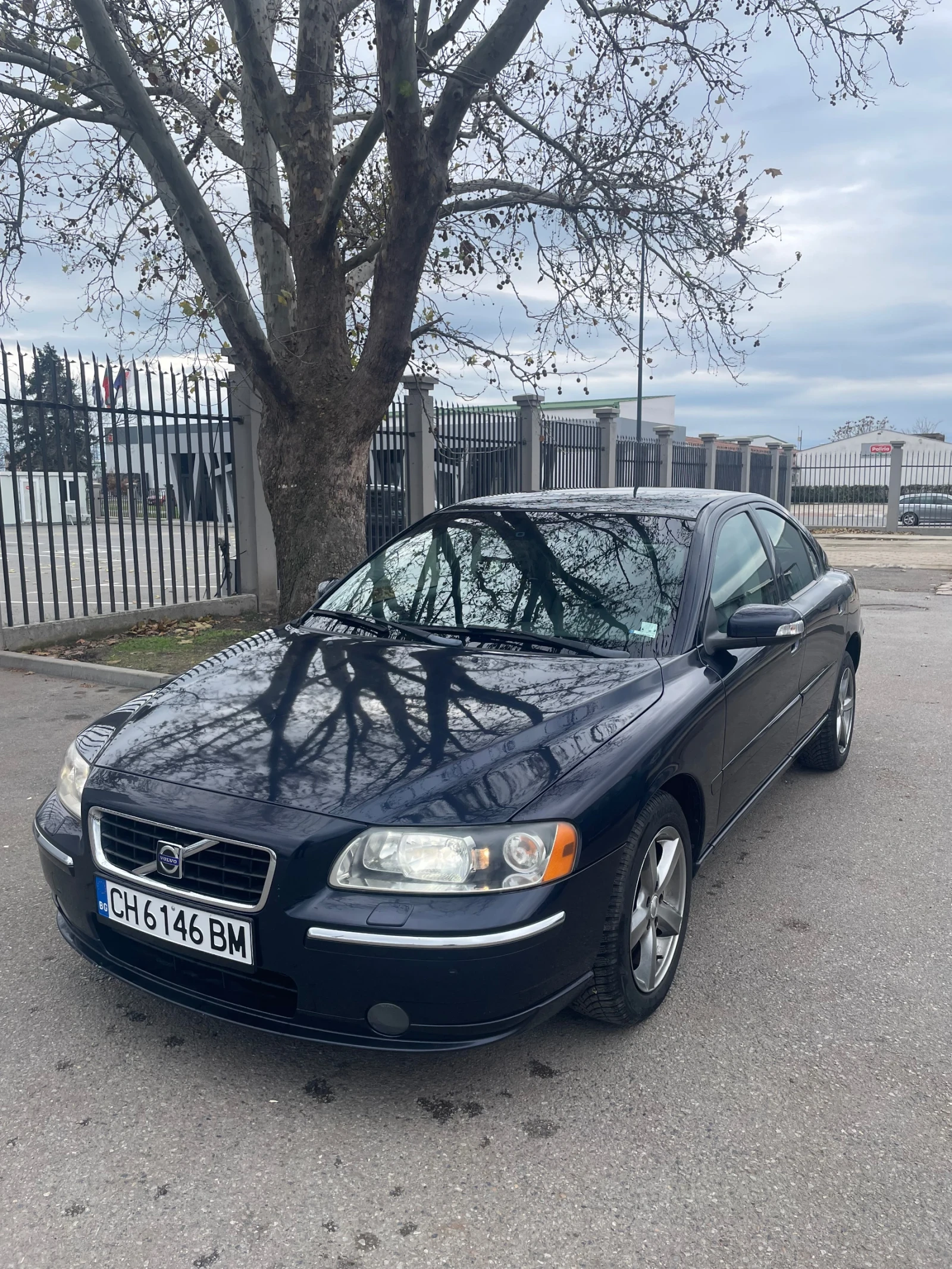 Volvo S60 2.5T AWD, снимка 1