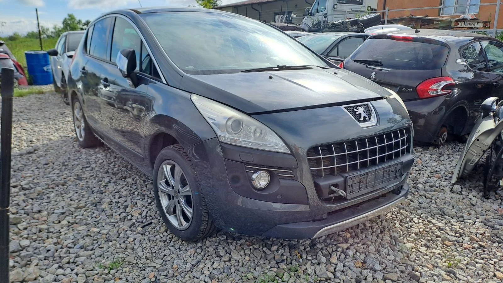 Peugeot 3008 1.6Turbo АвтоматPanorama, navi, кожа - изображение 2