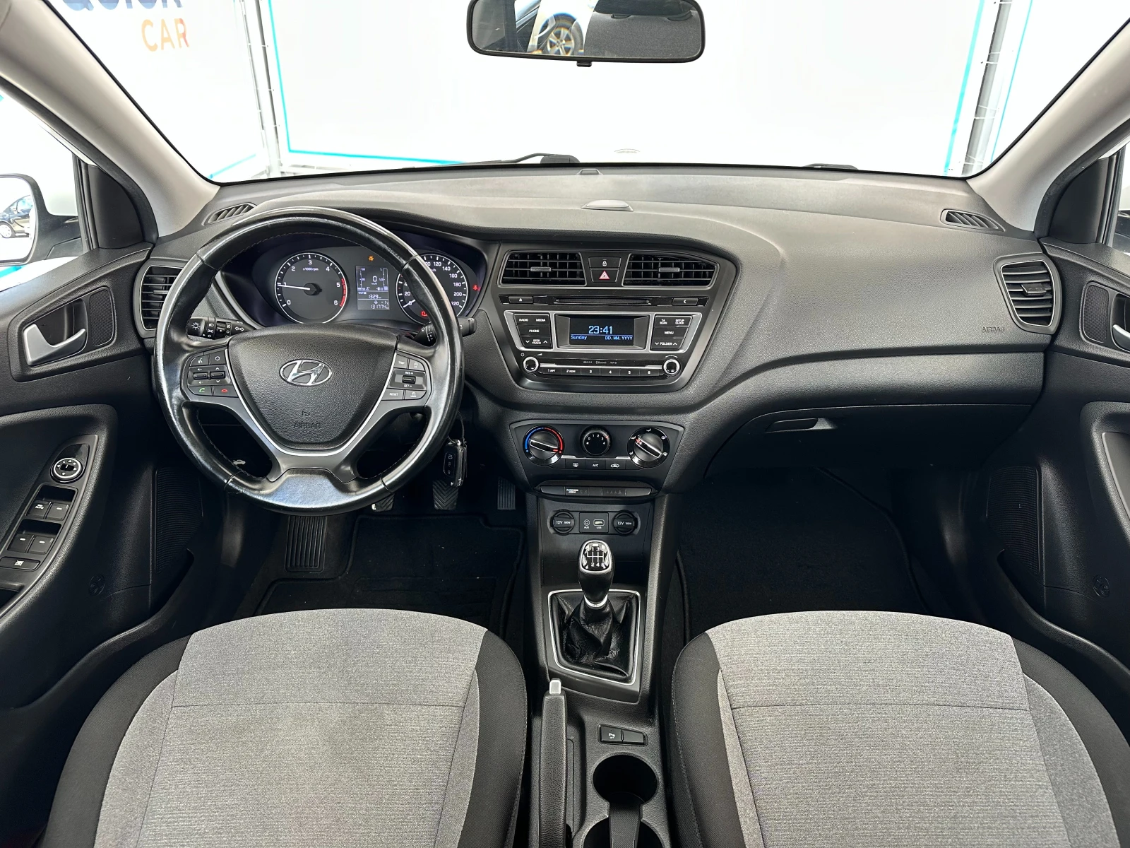 Hyundai I20 1.1crdi 6C.K Euro6B - изображение 7