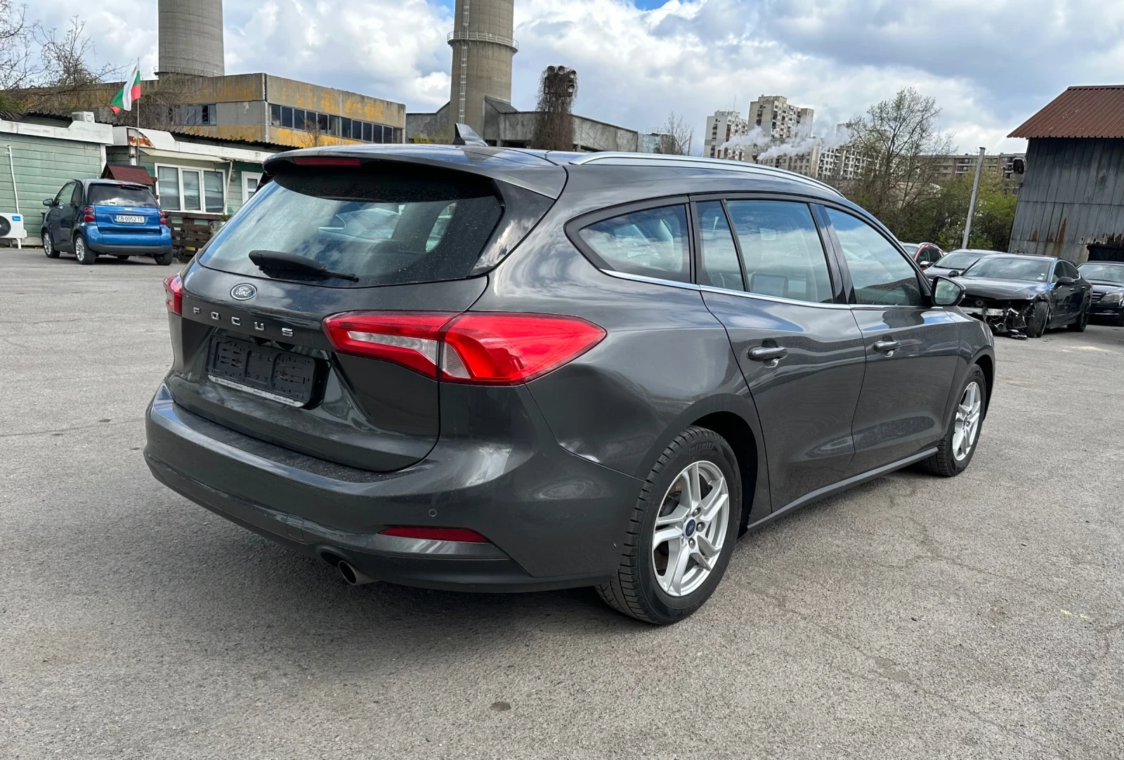 Ford Focus DISTRONIC/СЛЕДЕНЕ НА ЛЕНТИ/КАМЕРА/CARPLAY/АВТОМАТ - изображение 4