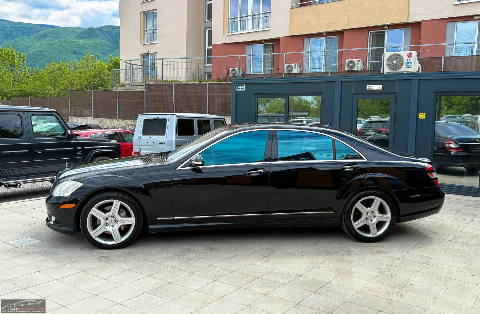 Mercedes-Benz S 550 388HP/PANO/NAVI/КОЖА - изображение 6