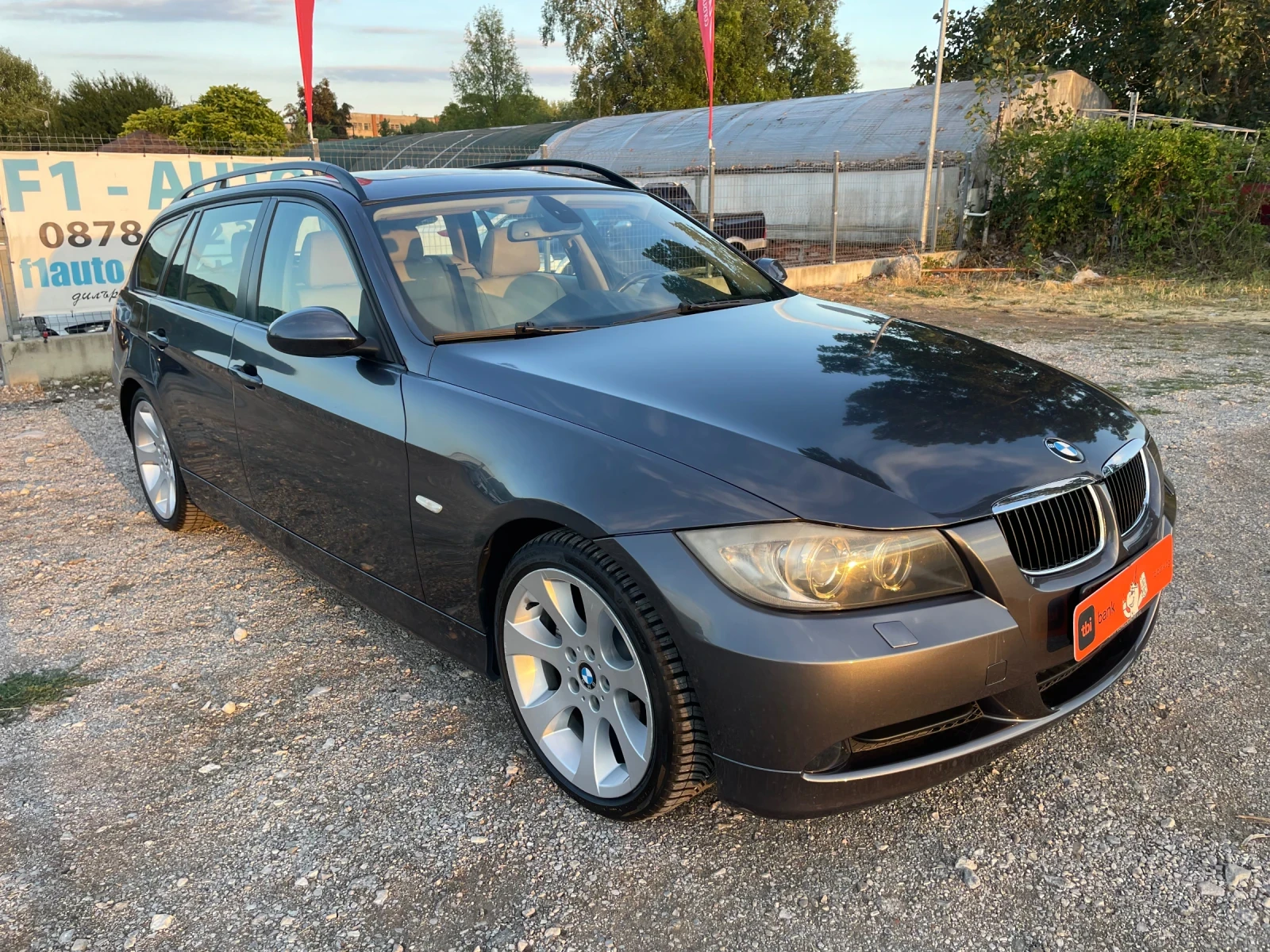 BMW 320 2.0TDI-163-PANO-NAVI-AVTOMAT-ITALIA - изображение 3