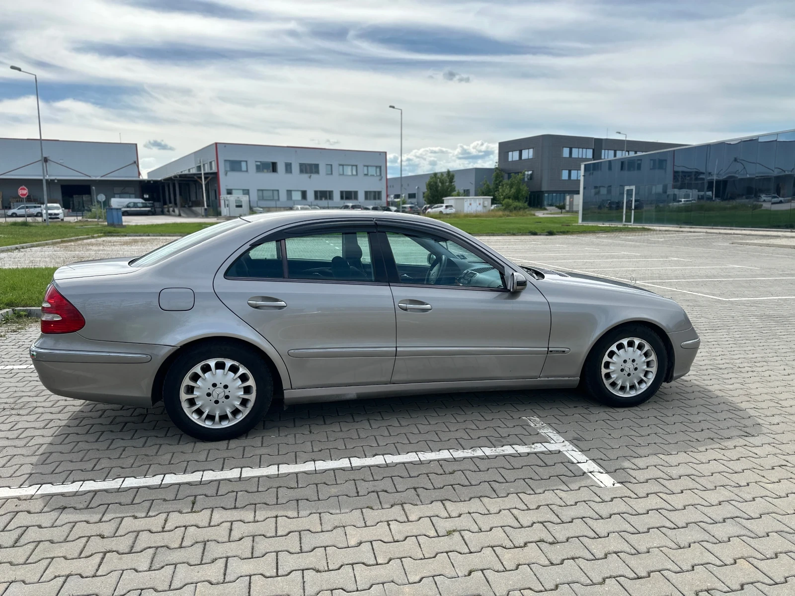 Mercedes-Benz E 220 W211 - изображение 7