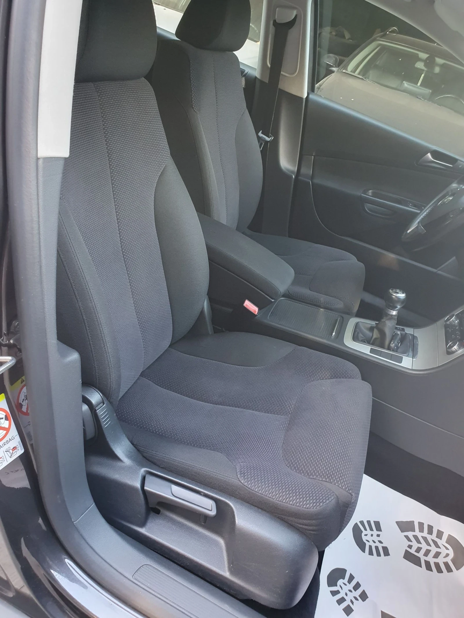 VW Passat 2.0 TDI  170  ks .NAVI PODGREV 6 skr EUR 5   | Mobile.bg   12