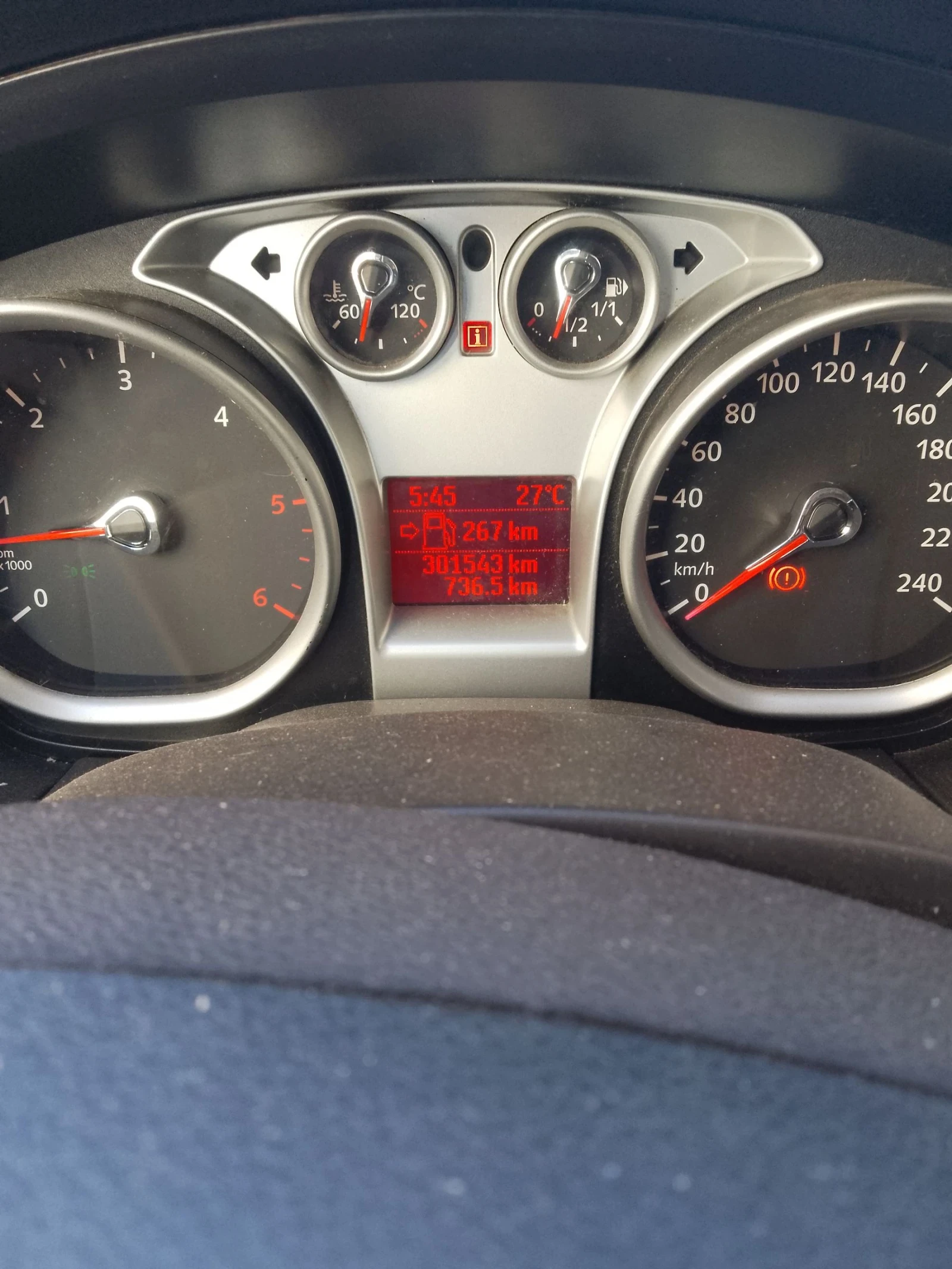 Ford Focus  - изображение 8