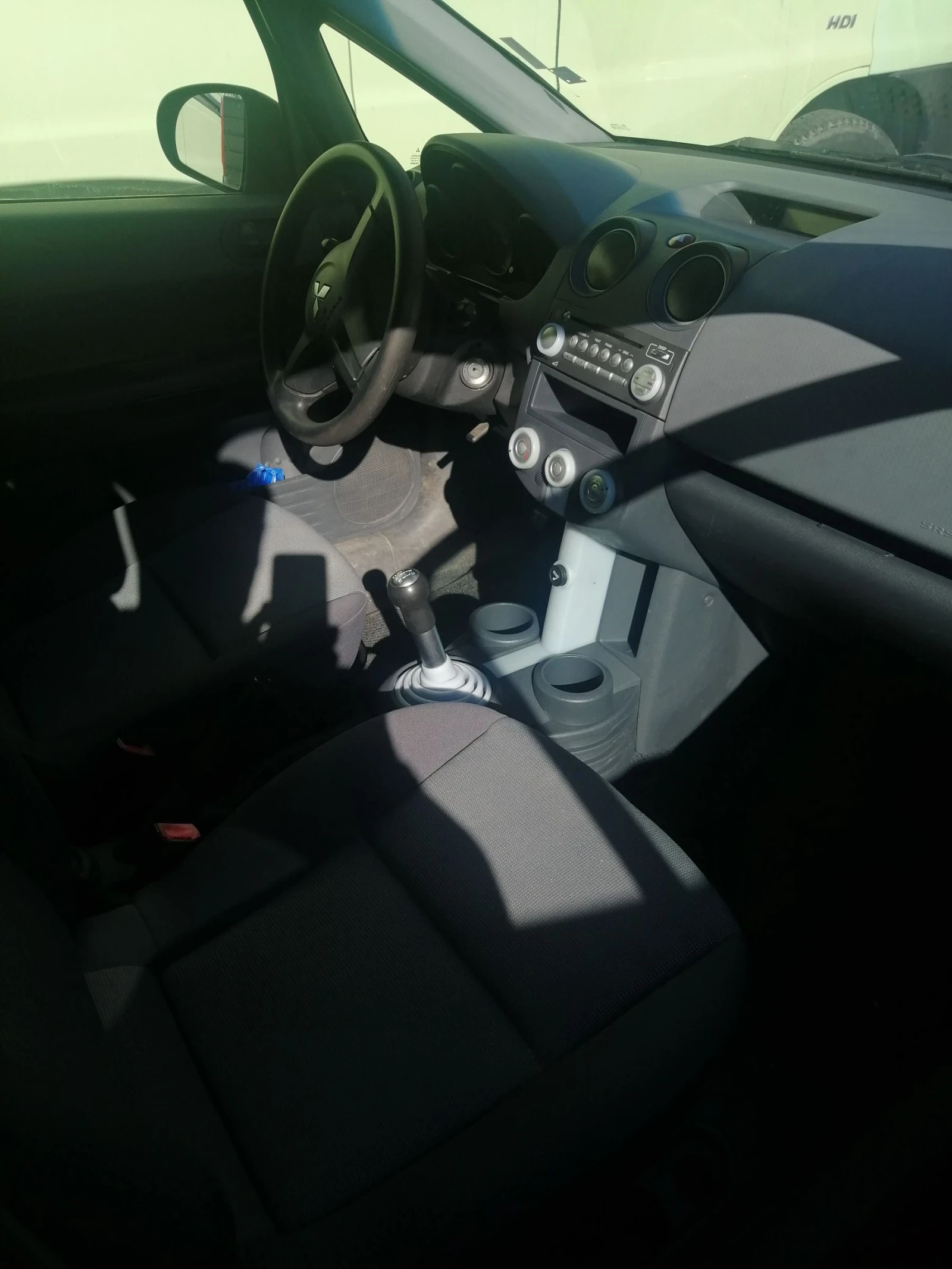 Mitsubishi Colt  - изображение 9