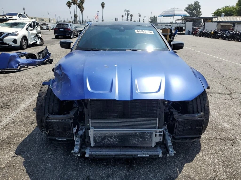 BMW M4 * COMPETITION * CARFAX *    | Mobile.bg   5