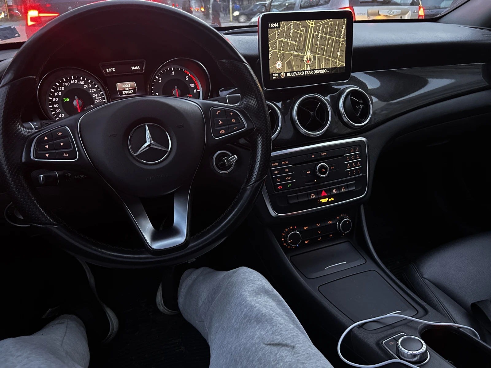 Mercedes-Benz CLA 220 | Mobile.bg   2
