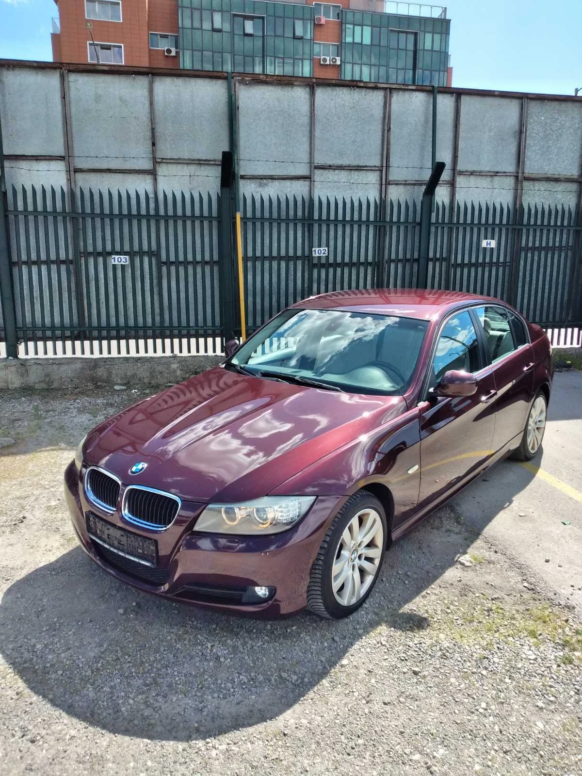BMW 318 бензин 2009 
