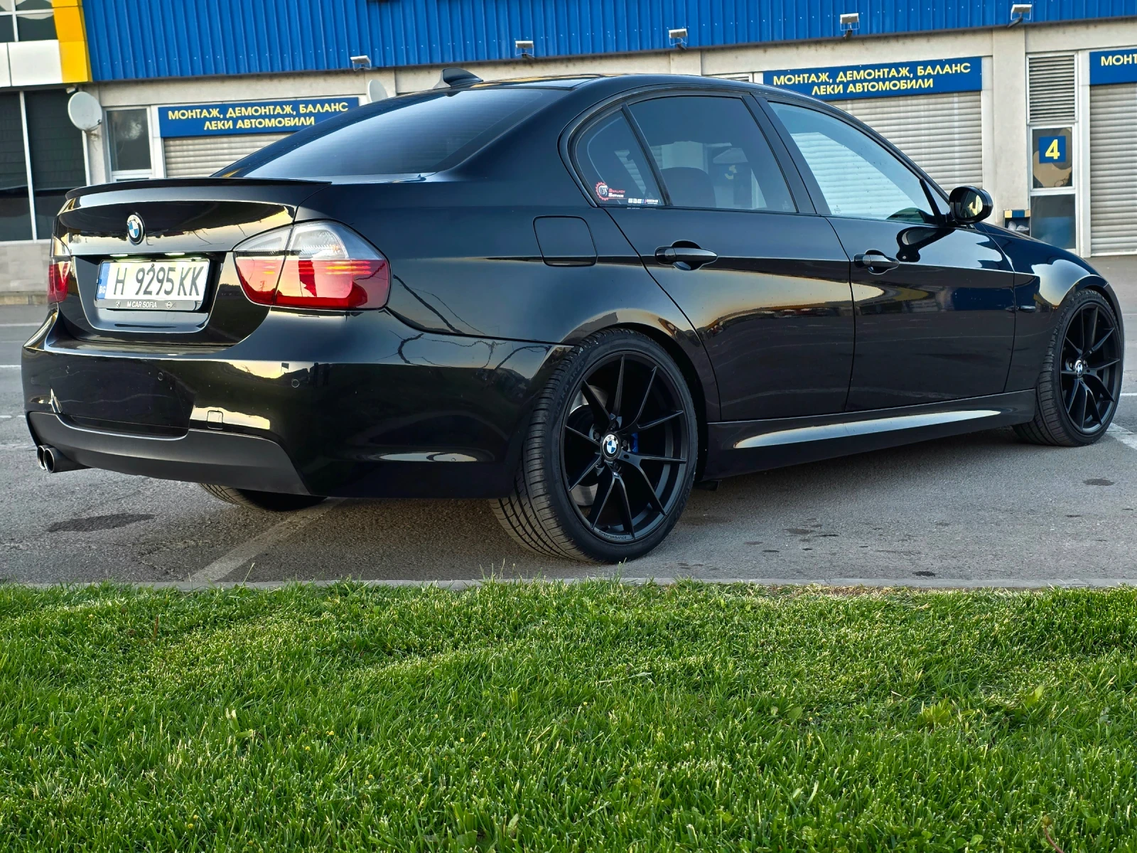 BMW 330, снимка 10 - Автомобили и джипове - 53716200