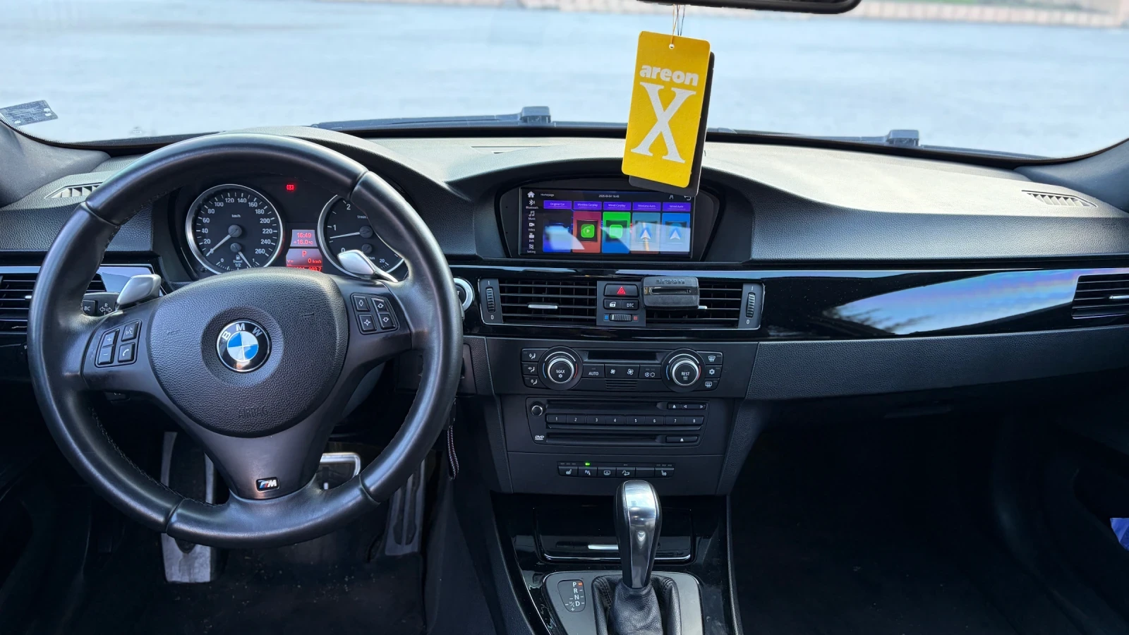 BMW 330, снимка 14 - Автомобили и джипове - 53716200