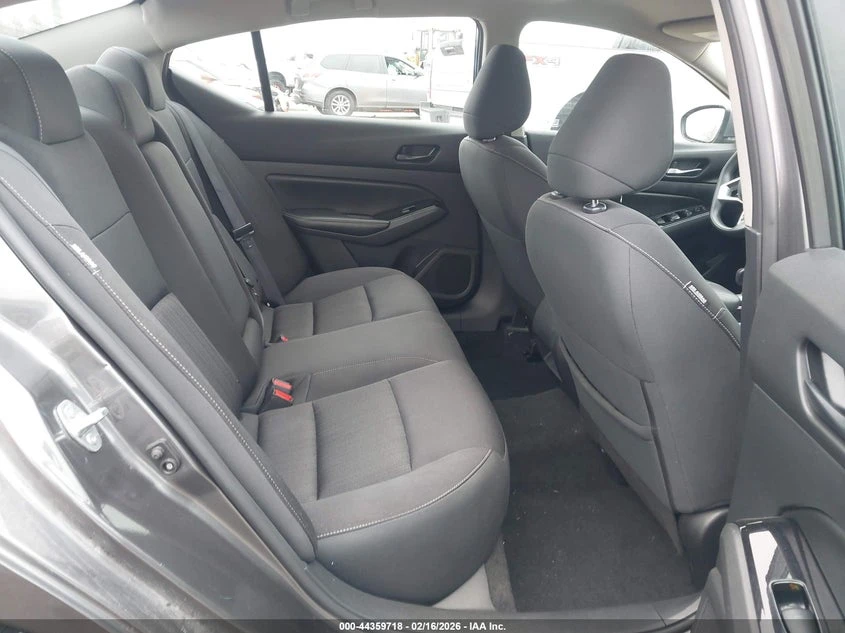 Nissan Altima 2.5l Sv Fwd, снимка 8 - Автомобили и джипове - 53773518