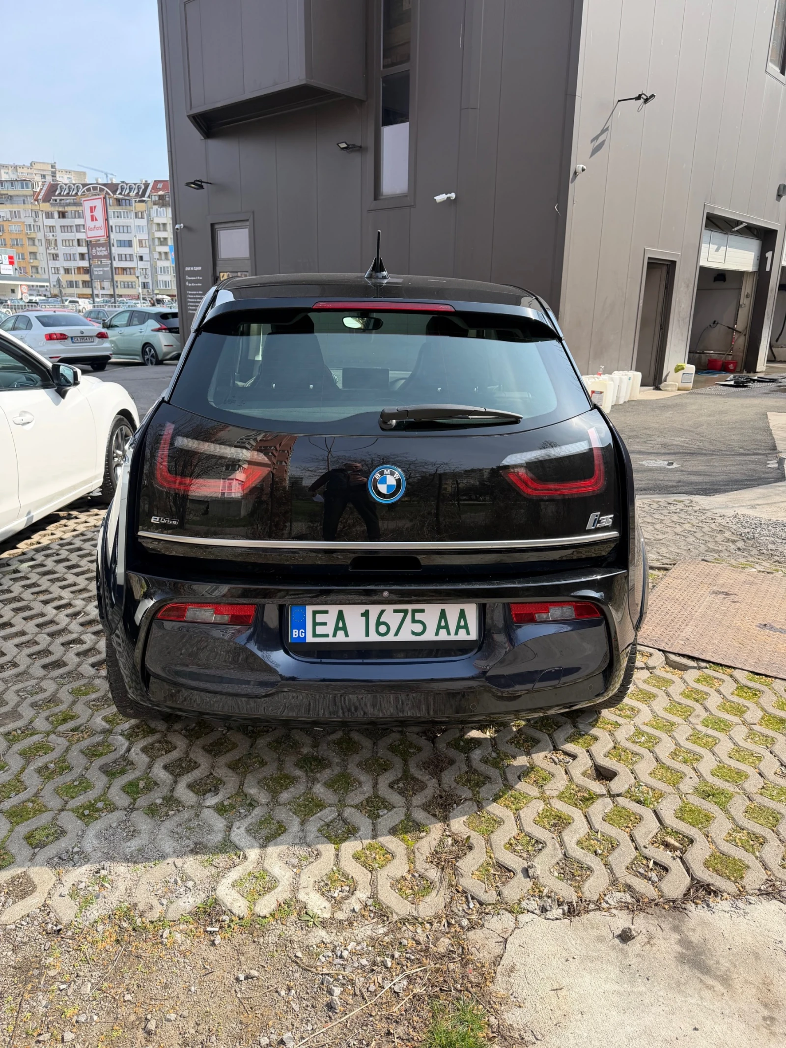 BMW i3 S 120Ah Advanced, Navi, LED, Harman, Camera, снимка 11 - Автомобили и джипове - 53774921