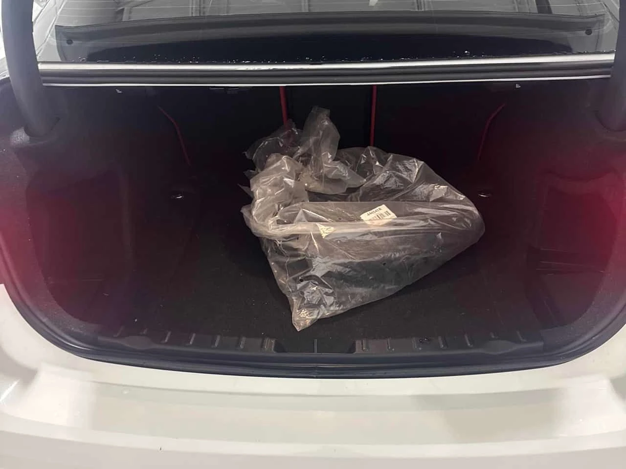 BMW 335 * xDrive * CARFAX * Шибидах * Червен салон * , снимка 15 - Автомобили и джипове - 54072739