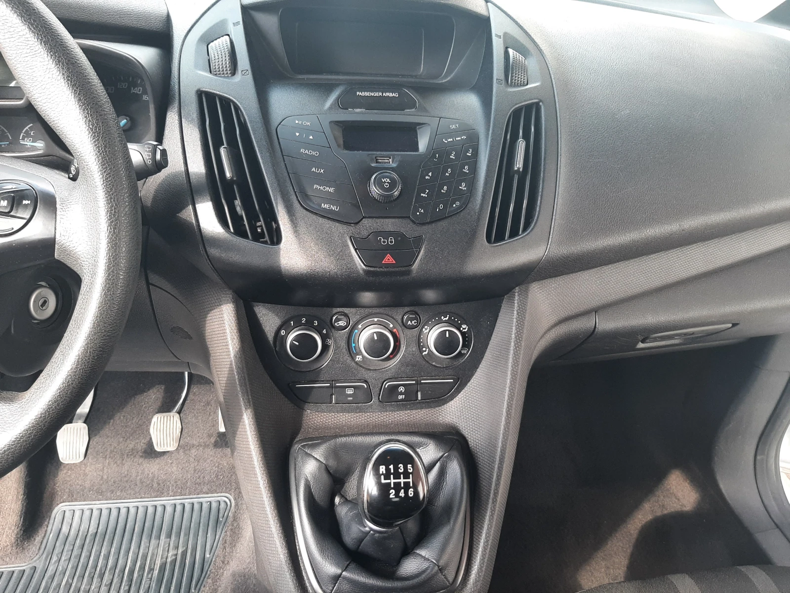 Ford Tourneo Connect 1, 0, снимка 10 - Автомобили и джипове - 54224008