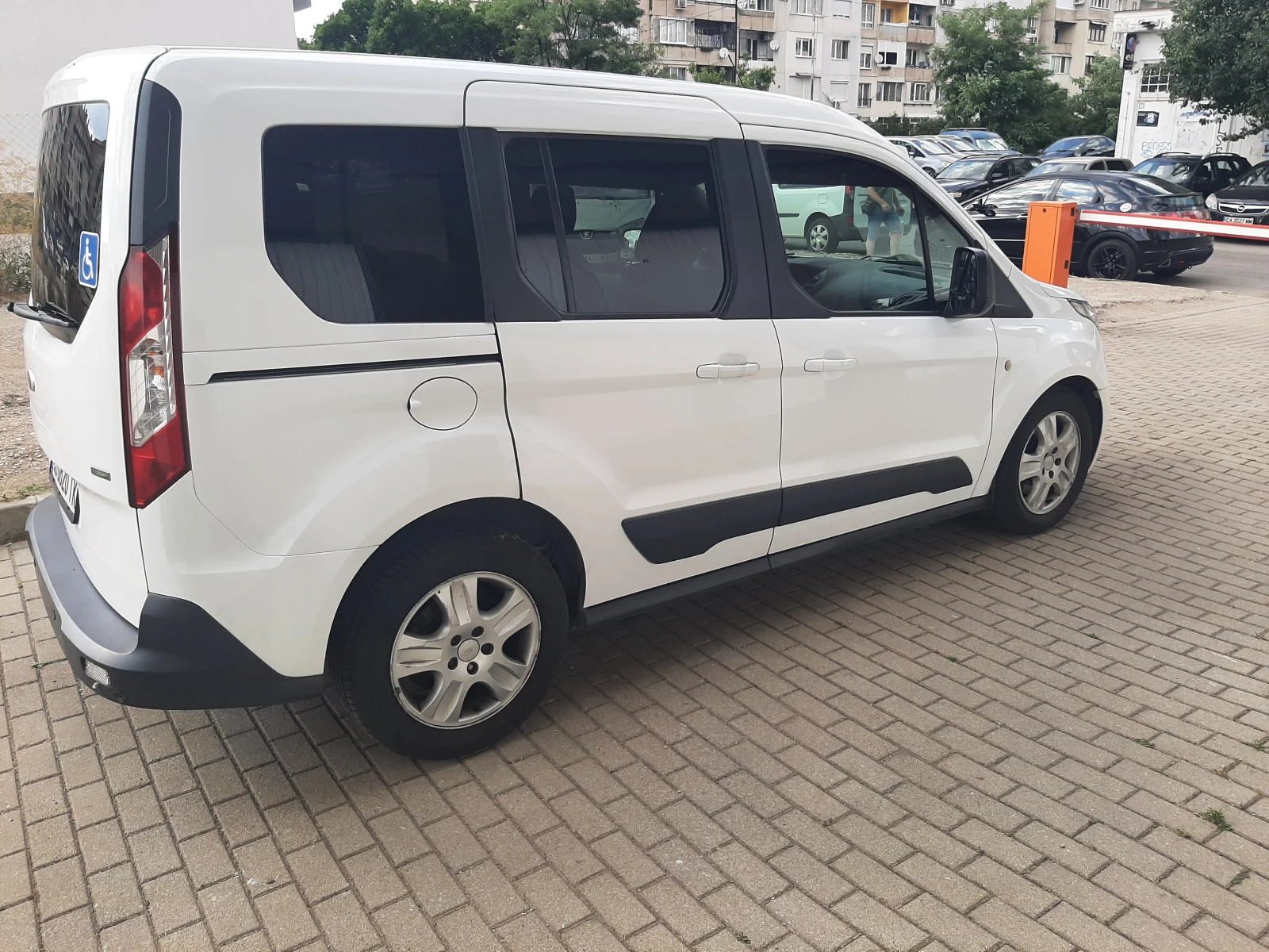 Ford Tourneo Connect 1, 0, снимка 4 - Автомобили и джипове - 54224008