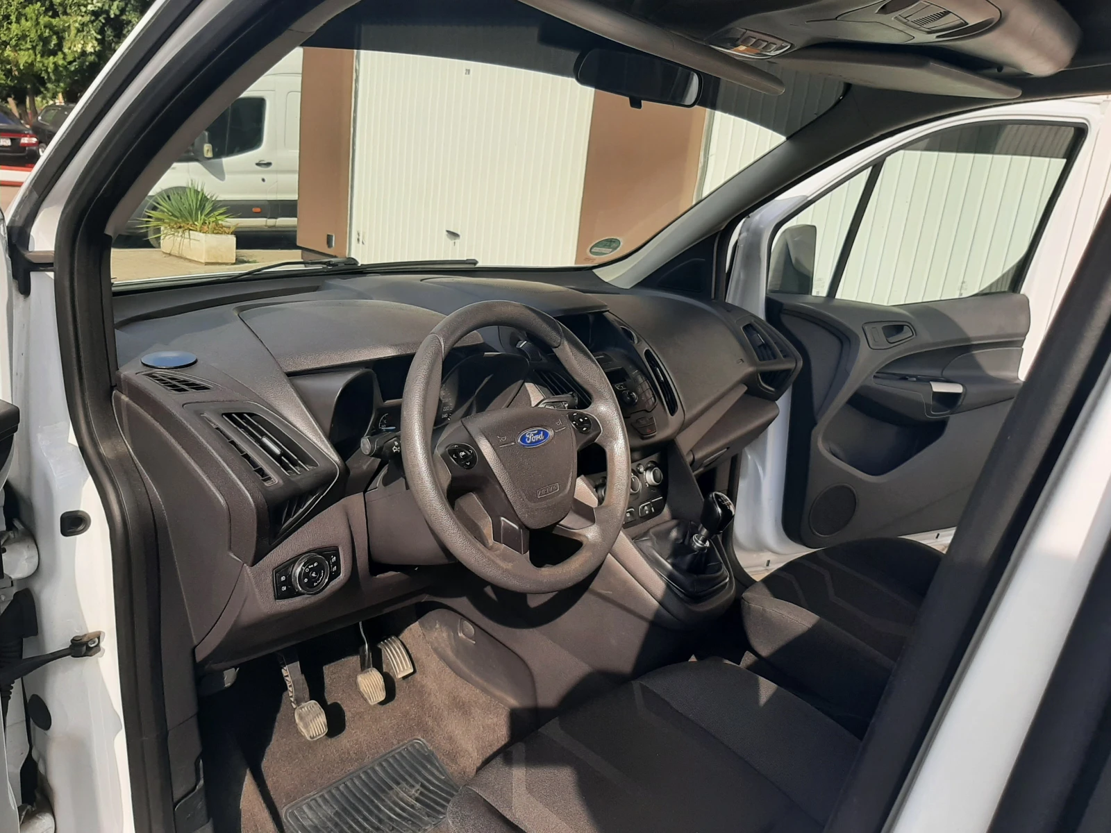 Ford Tourneo Connect 1, 0, снимка 7 - Автомобили и джипове - 54224008