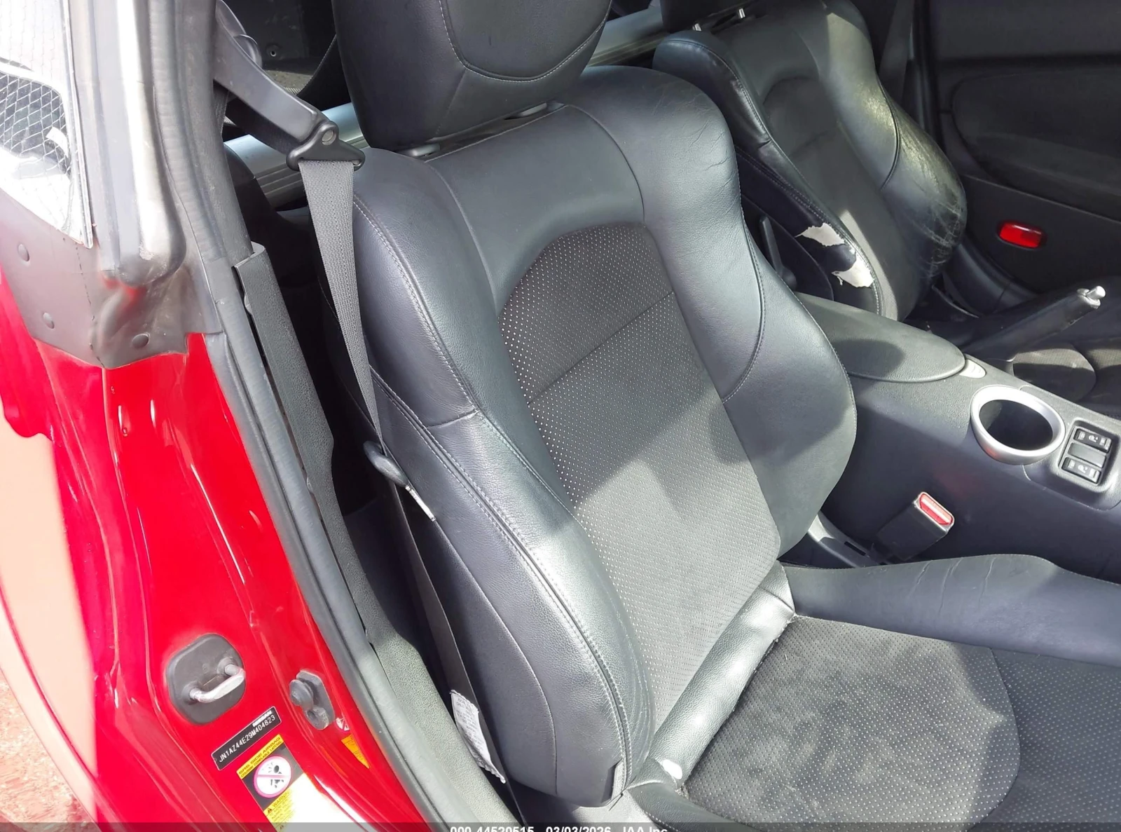 Nissan 370Z, снимка 8 - Автомобили и джипове - 54409939