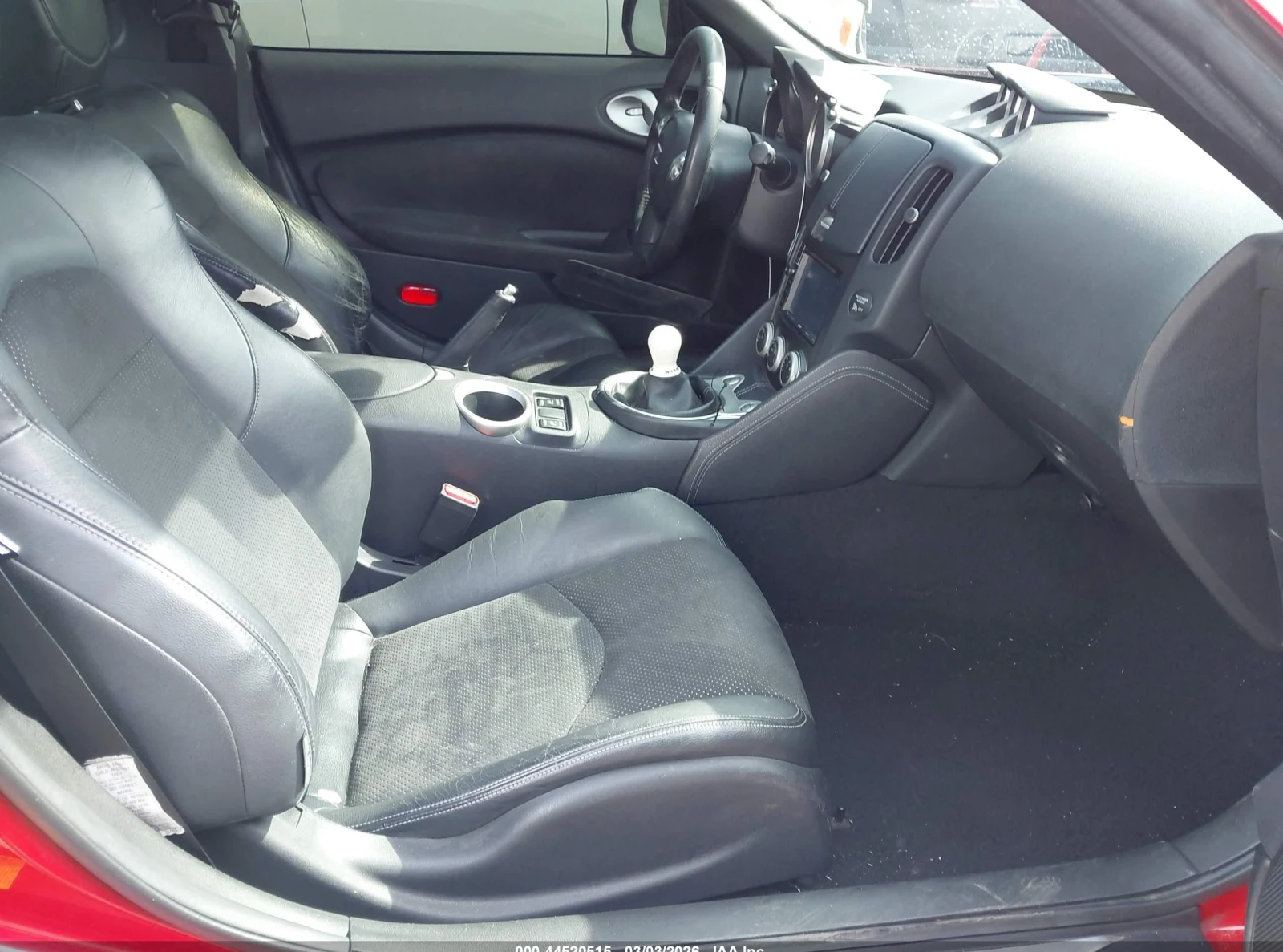 Nissan 370Z, снимка 5 - Автомобили и джипове - 54409939