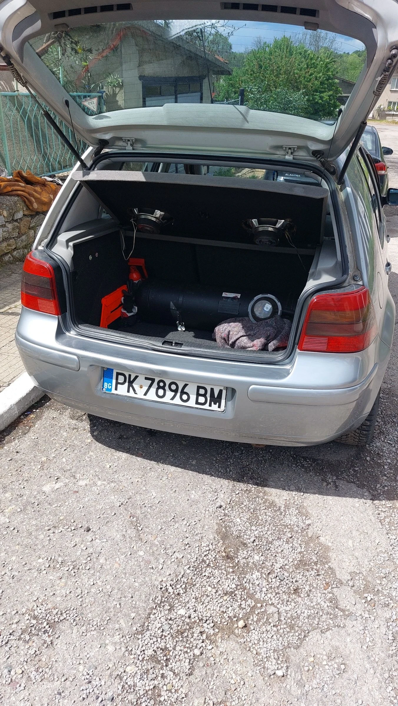 VW Golf 1.8, снимка 6 - Автомобили и джипове - 54639170