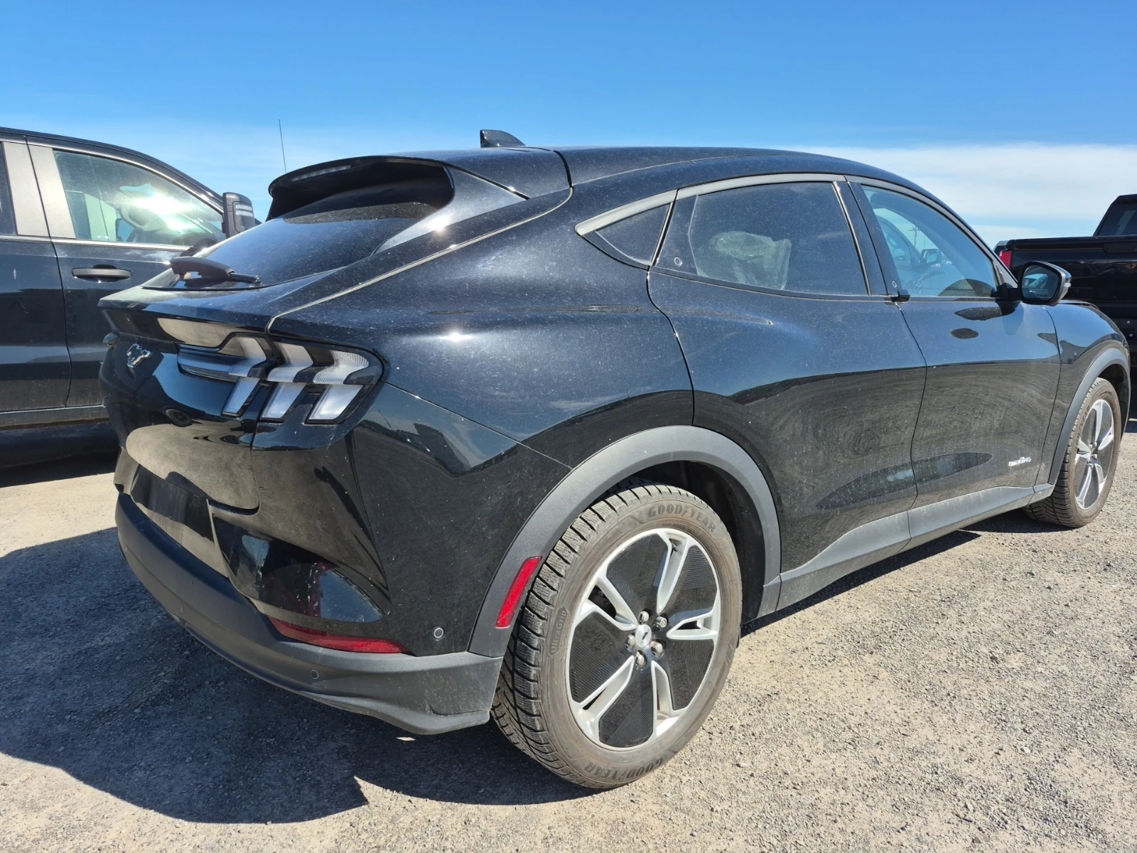 Ford Mustang Mach-E Select AWD, снимка 4 - Автомобили и джипове - 54645771